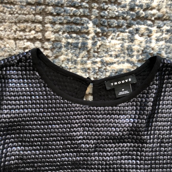 NWT Trouve Sequence Metallic Blouse M - Picture 6 of 10